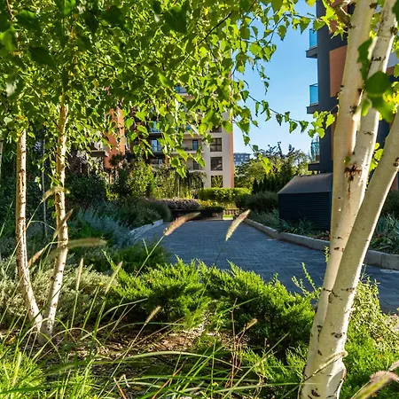 The Evergreen With Parking & Netflix - Romexpo, Piata Presei, Expozitiei, Herastrau