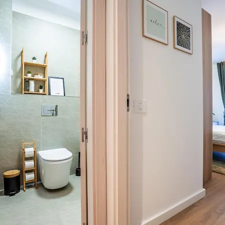 The Evergreen With Parking & Netflix - Romexpo, Piata Presei, Expozitiei, Herastrau בוקרשט