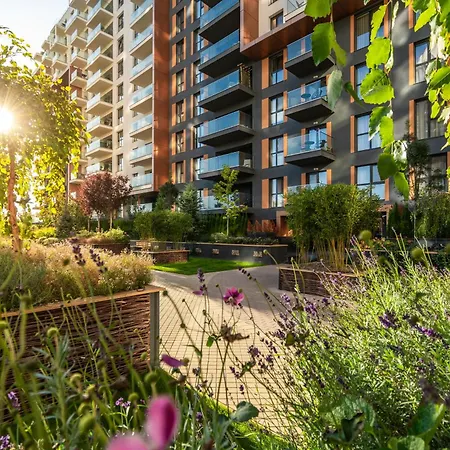 The Evergreen With Parking & Netflix - Romexpo, Piata Presei, Expozitiei, Herastrau Appartement